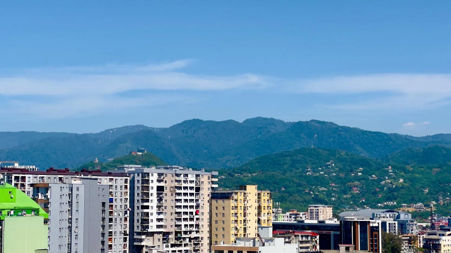 Солнечная Квартира С Отдельной Спальней И Панорамным Видом На Горы Next Apartments Batum 0*,  Gürcistan